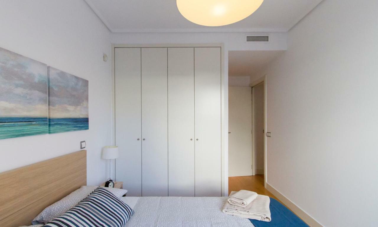 Luminoso, Moderno Y Amplio En Madrid Rio I Parking Apartment Exterior photo