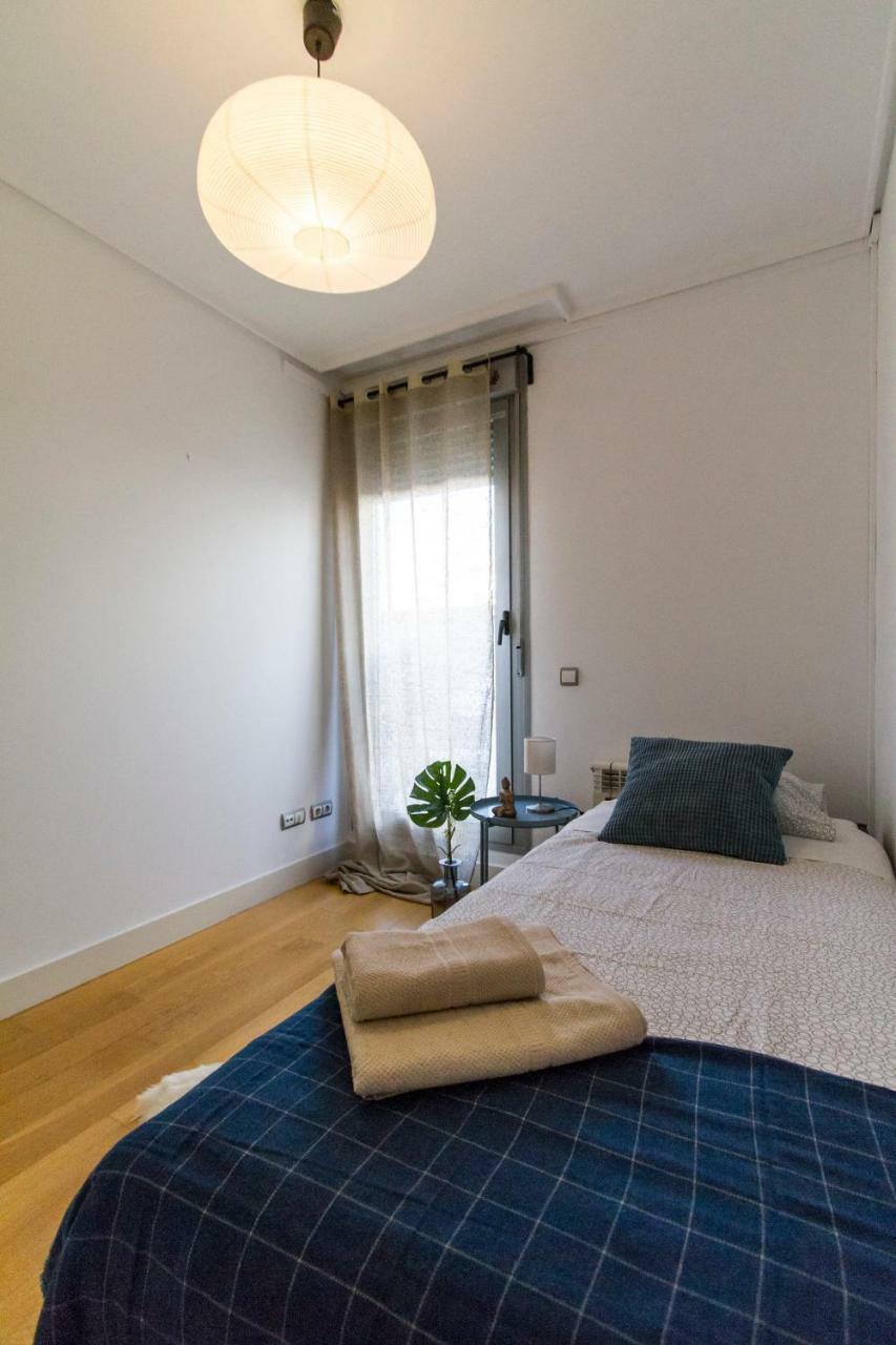 Luminoso, Moderno Y Amplio En Madrid Rio I Parking Apartment Exterior photo